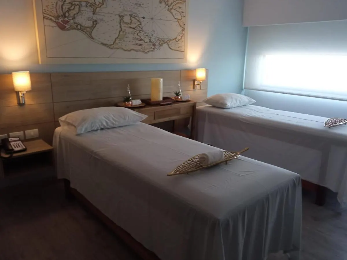 Hotel Holiday Inn Express Cartagena Manga By Ihg
