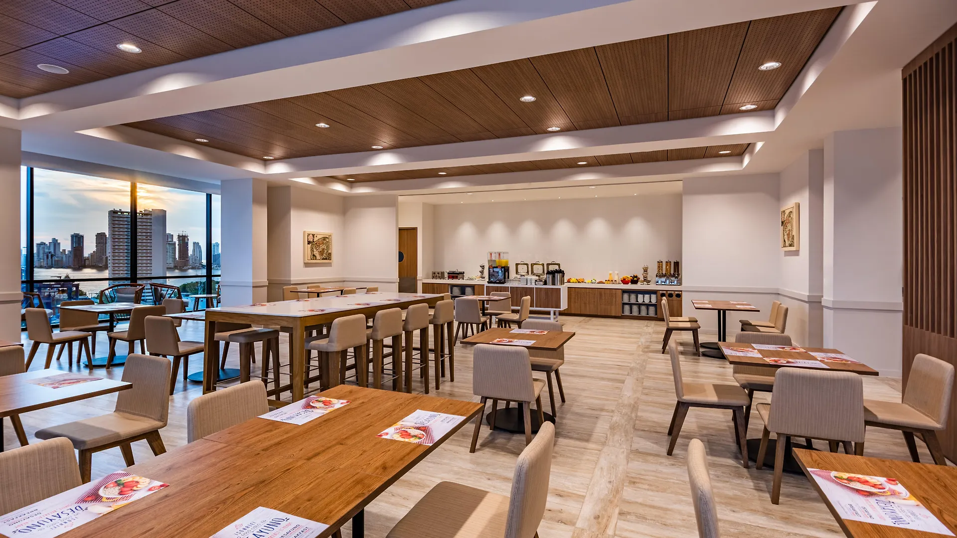 Hotel Holiday Inn Express Cartagena Manga By Ihg