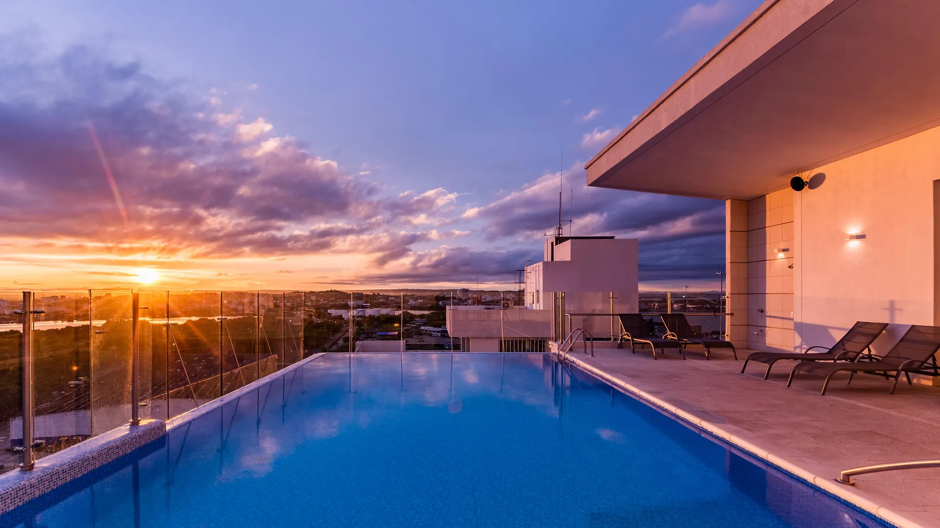 Holiday Inn Express Cartagena Manga By Ihg