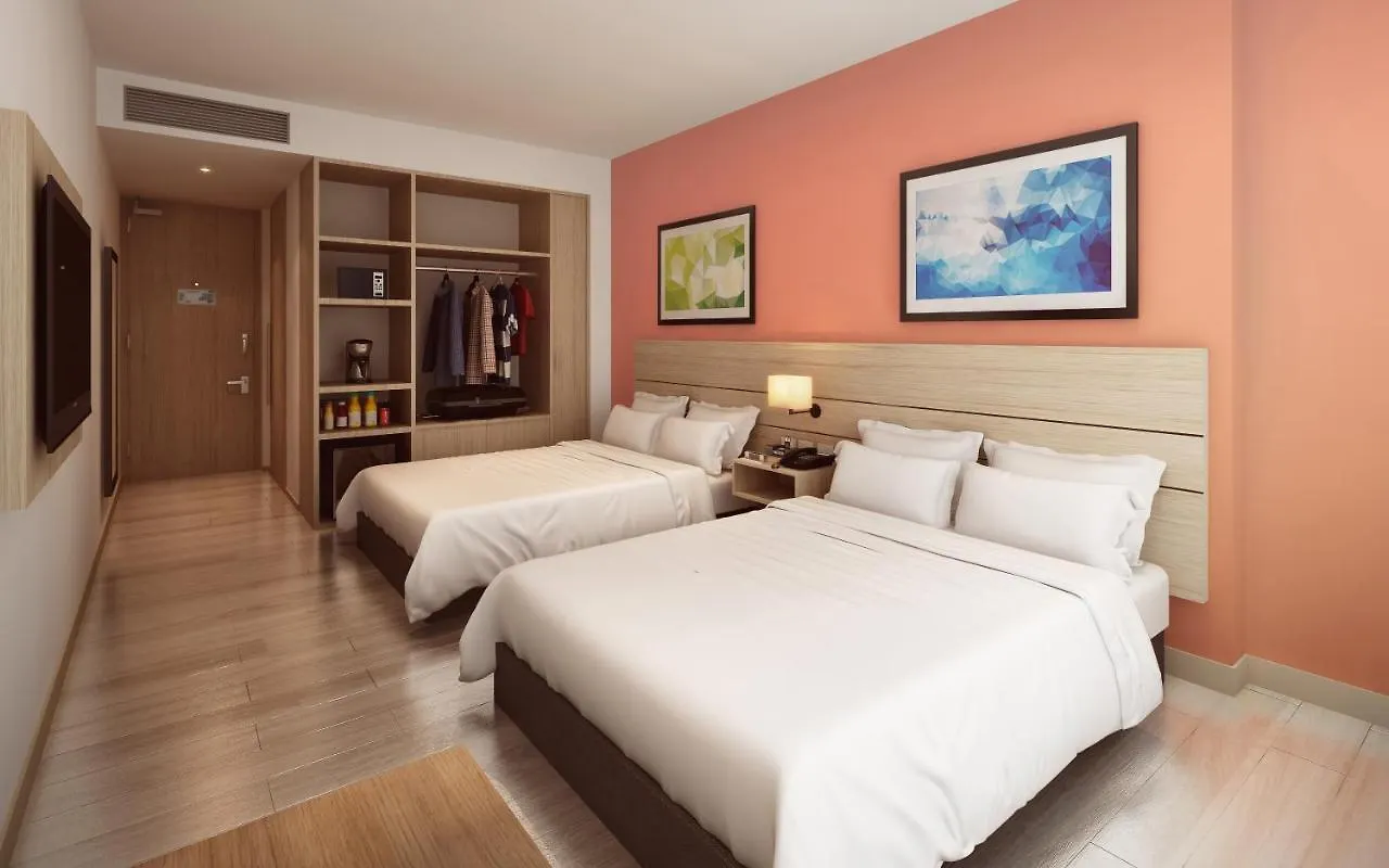 Hotel Holiday Inn Express Cartagena Manga By Ihg