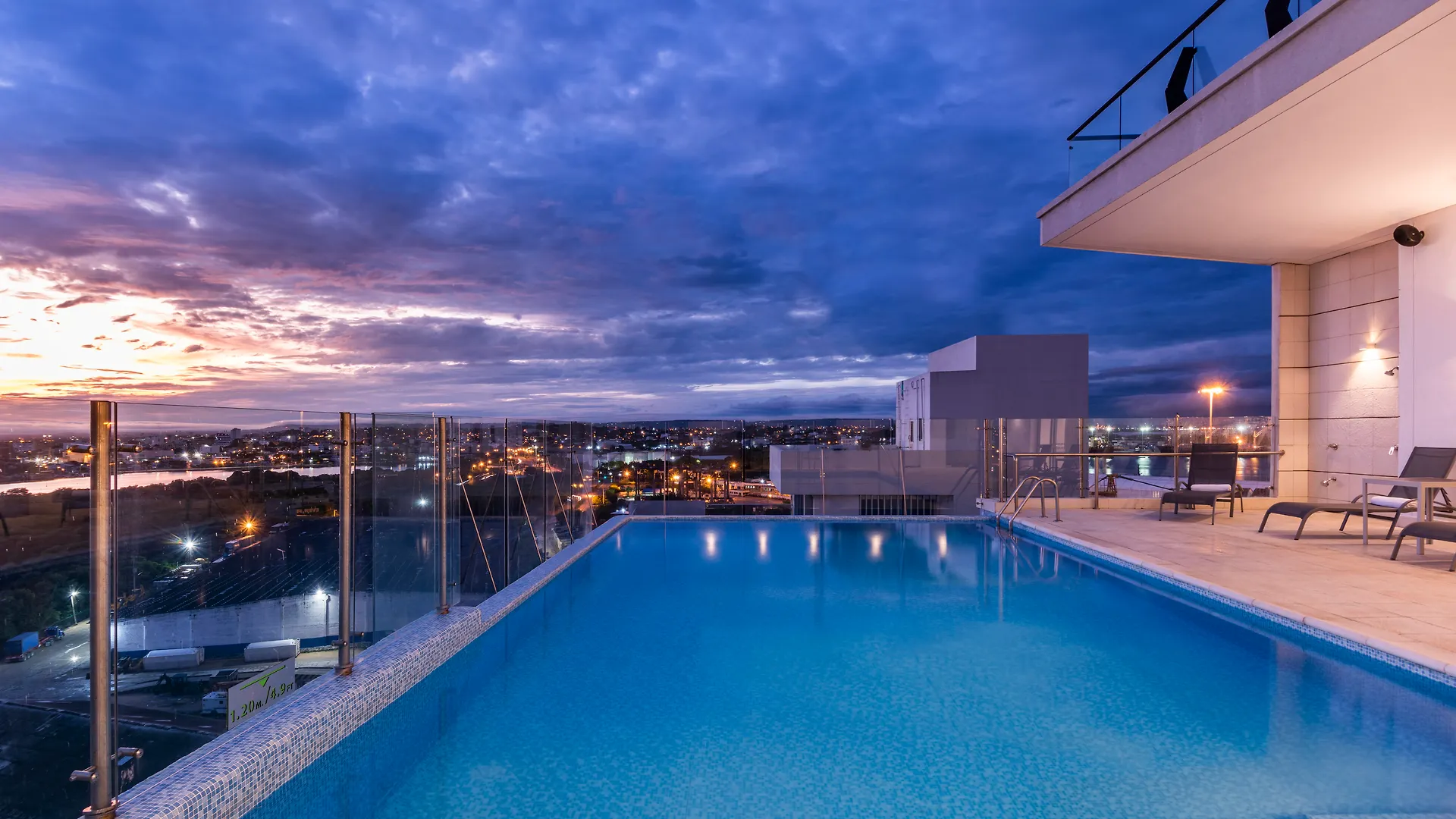 Holiday Inn Express Cartagena Manga By Ihg