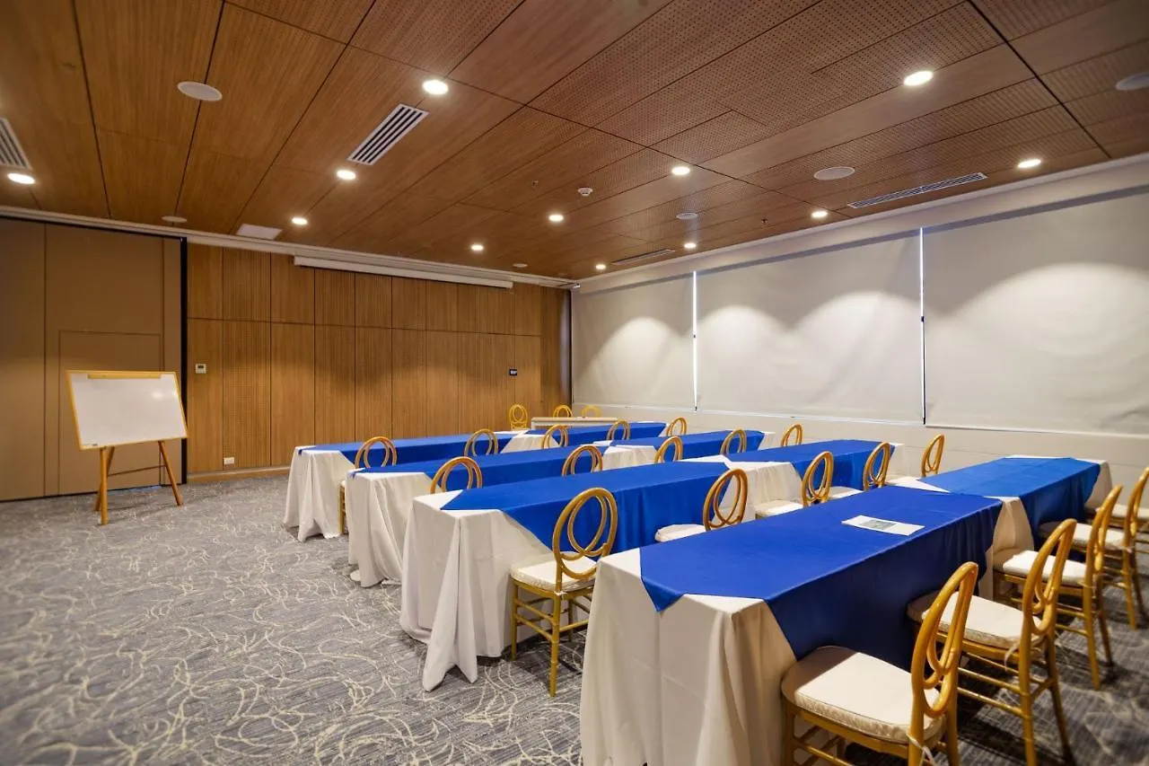 Holiday Inn Express Cartagena Manga By Ihg