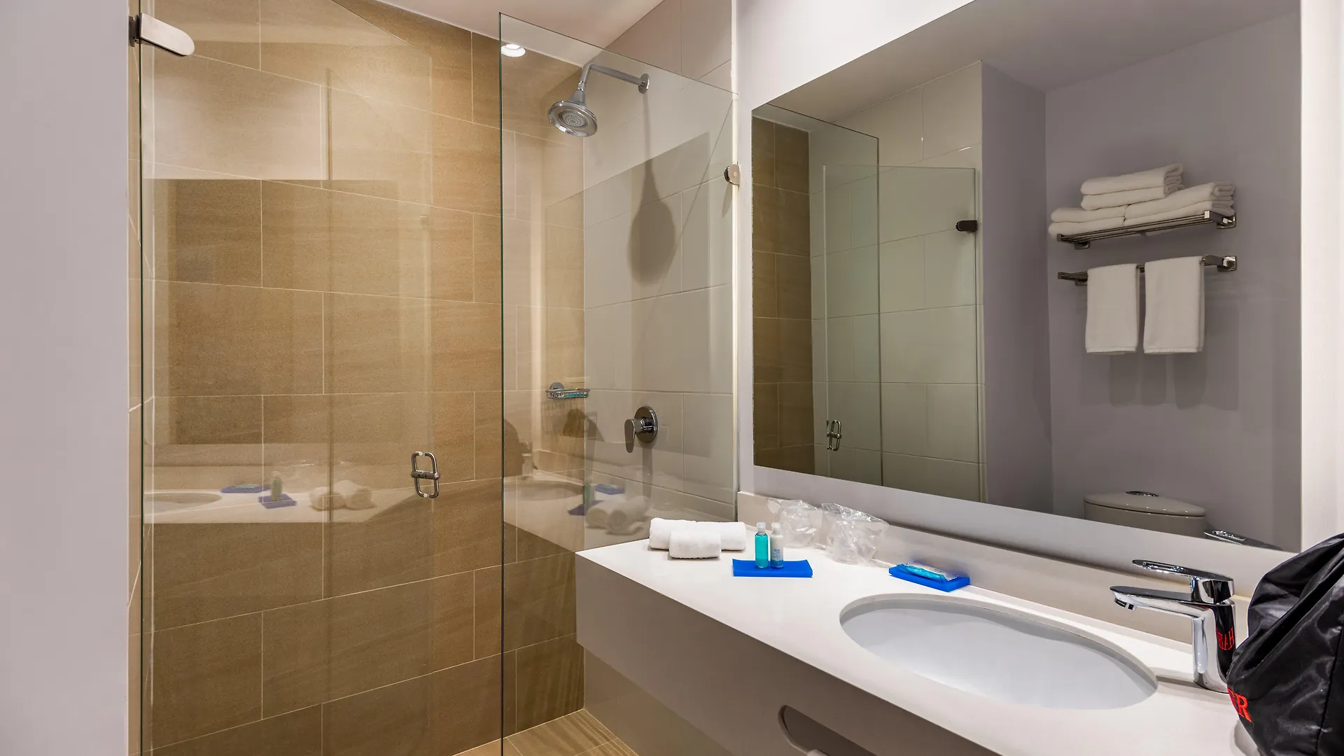 Hotel Holiday Inn Express Cartagena Manga By Ihg