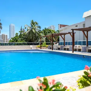 Apto En El Laguito Con Piscina Apartamento